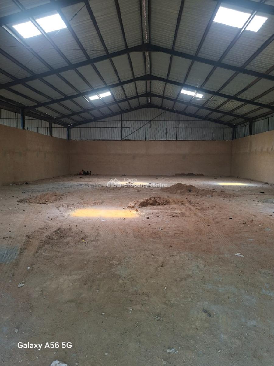 500sqm Warehouse, Mabuchi District, Mabushi, Abuja, Warehouse for Rent