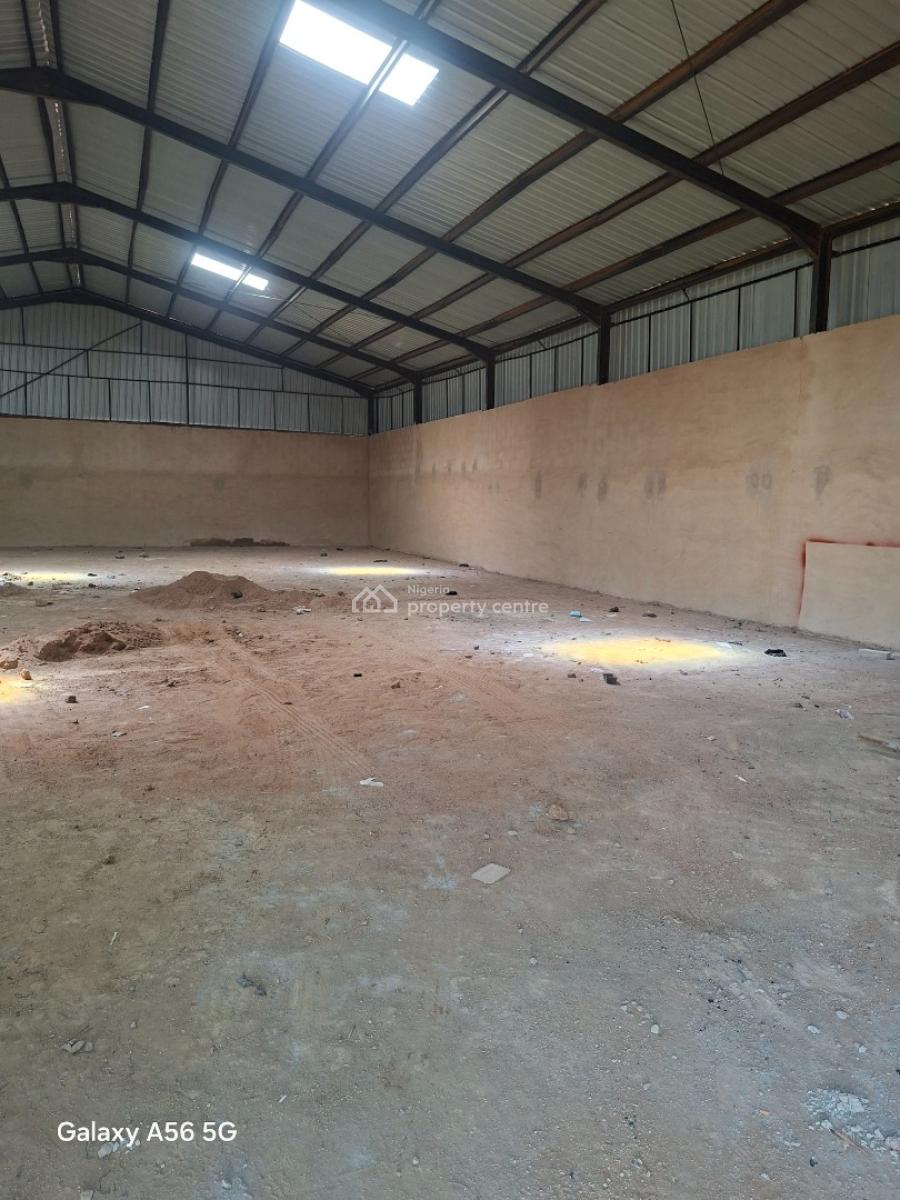 500sqm Warehouse, Mabuchi District, Mabushi, Abuja, Warehouse for Rent