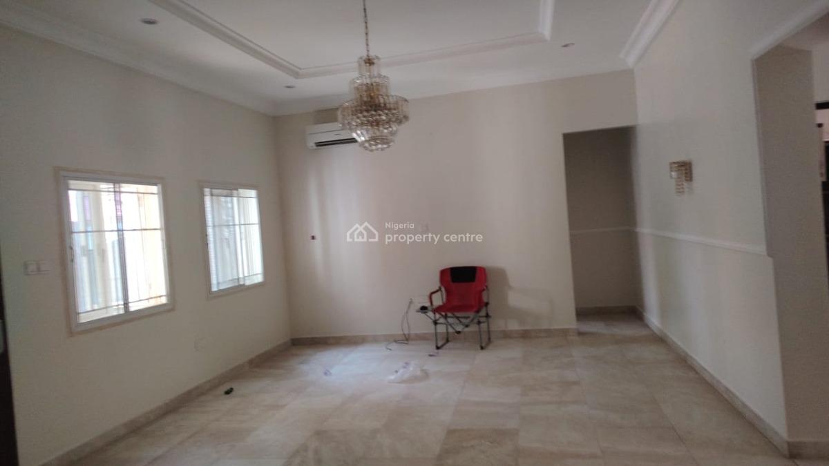 Tastefully Finished 3 Bedroom Bungalow, Fort Royal Estate Airport Road, Lugbe District, Abuja, Detached Bungalow for Rent