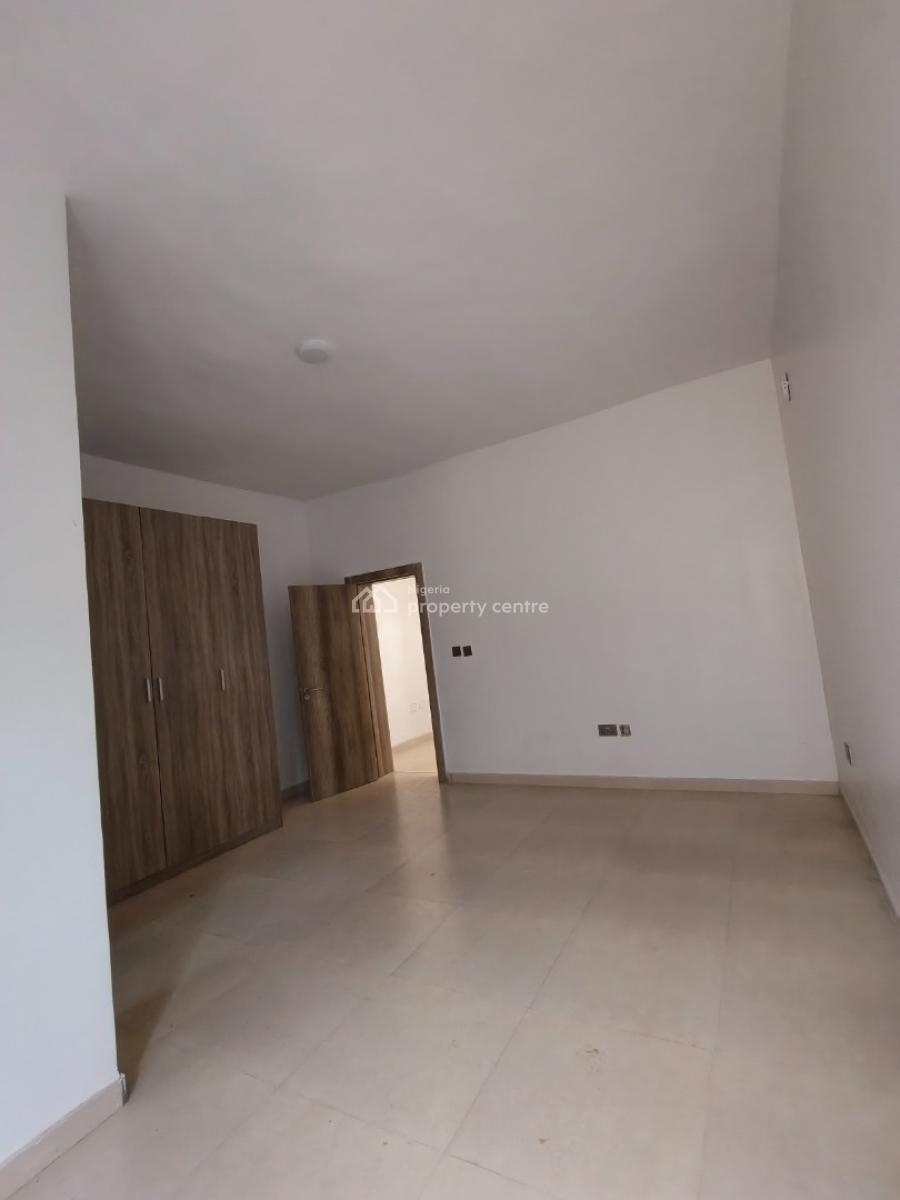 Smart Spacious Conducive 4 Bedrooms Terrace Duplex., in Estate with 24/7 Power Supply at Abraham Adesanya Axis Ajah Lagos., Ajah, Lagos, Terraced Duplex for Rent