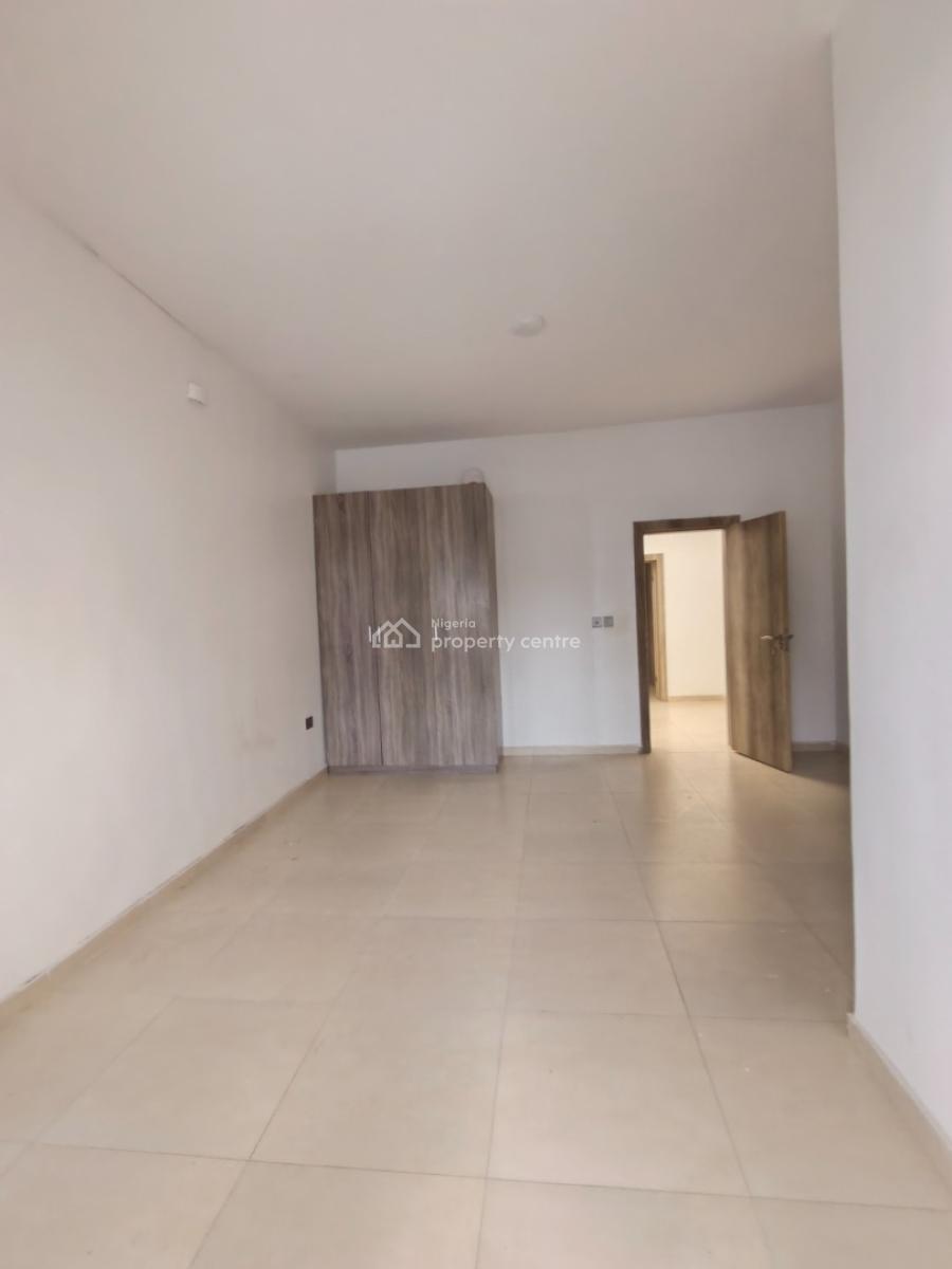 Smart Spacious Conducive 4 Bedrooms Terrace Duplex., in Estate with 24/7 Power Supply at Abraham Adesanya Axis Ajah Lagos., Ajah, Lagos, Terraced Duplex for Rent