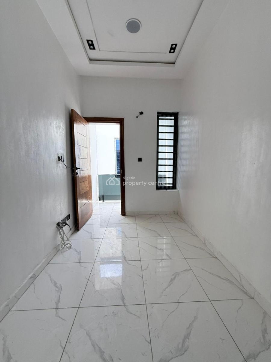 5 Bedroom Fully Detached Duplex with Swimming Pool Available, Mobil Road, Ilaje, Ajah, Lagos, Detached Duplex for Rent