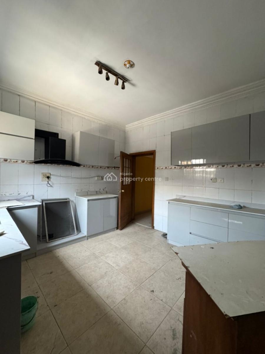 5-bedroom (all En-suite) Apartment with Swimming Pool and Gym, Lekki Phase 1, Lekki, Lagos, Commercial Property for Rent