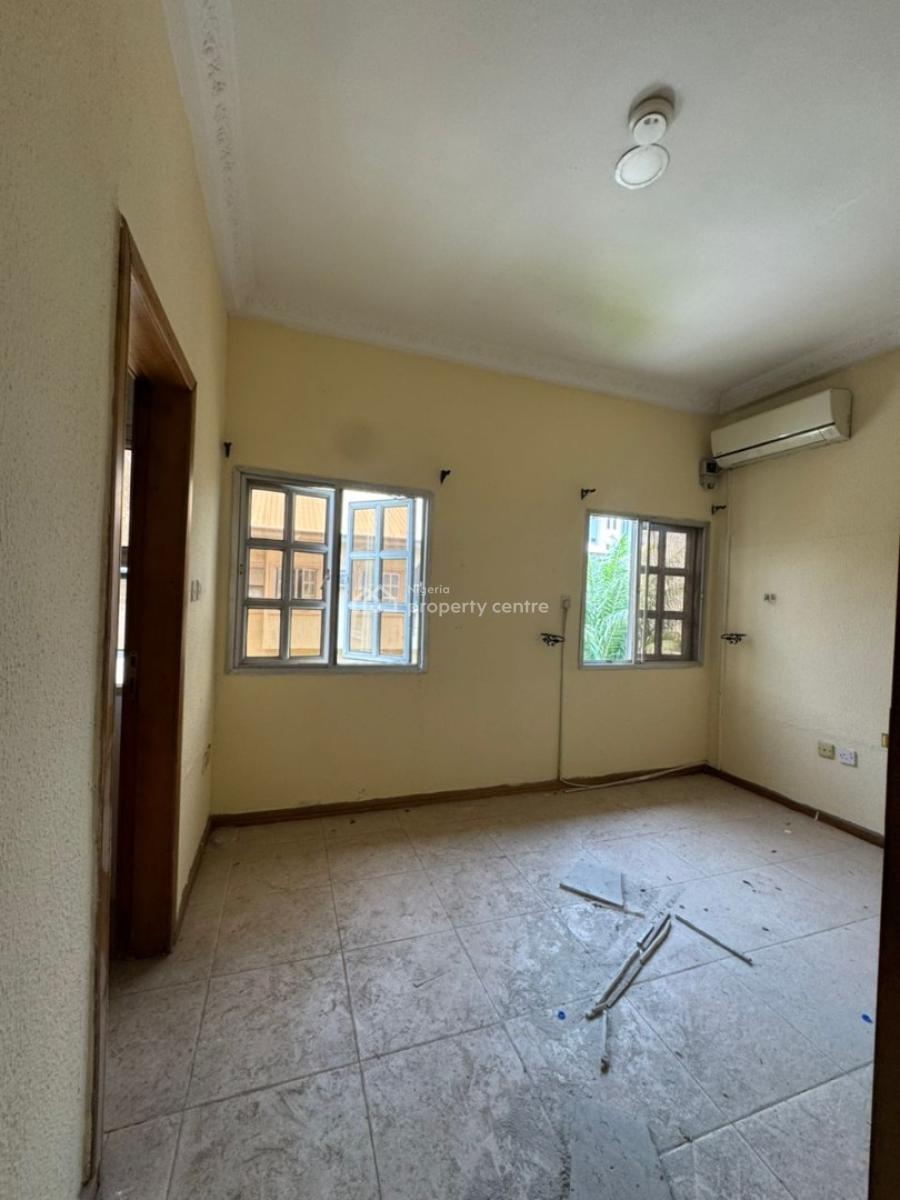 5-bedroom (all En-suite) Apartment with Swimming Pool and Gym, Lekki Phase 1, Lekki, Lagos, Commercial Property for Rent