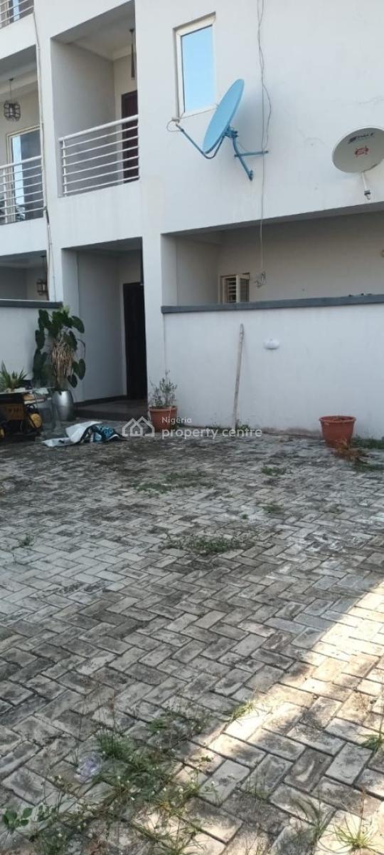 3 Bedroom Apartment, Lekki Phase 1, Lekki, Lagos, Flat / Apartment for Rent