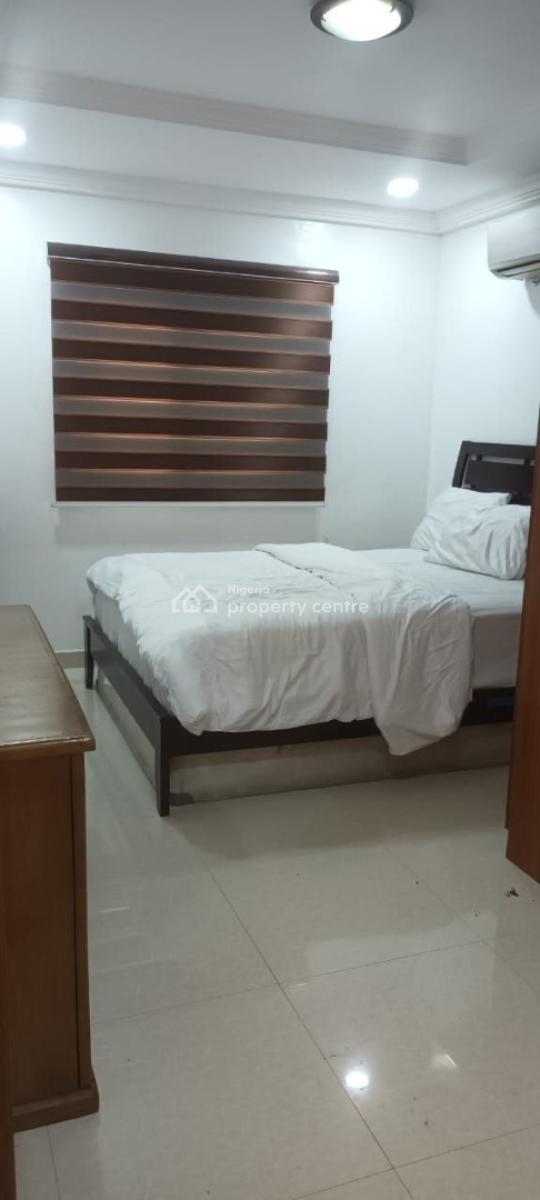 3 Bedroom Apartment, Lekki Phase 1, Lekki, Lagos, Flat / Apartment for Rent