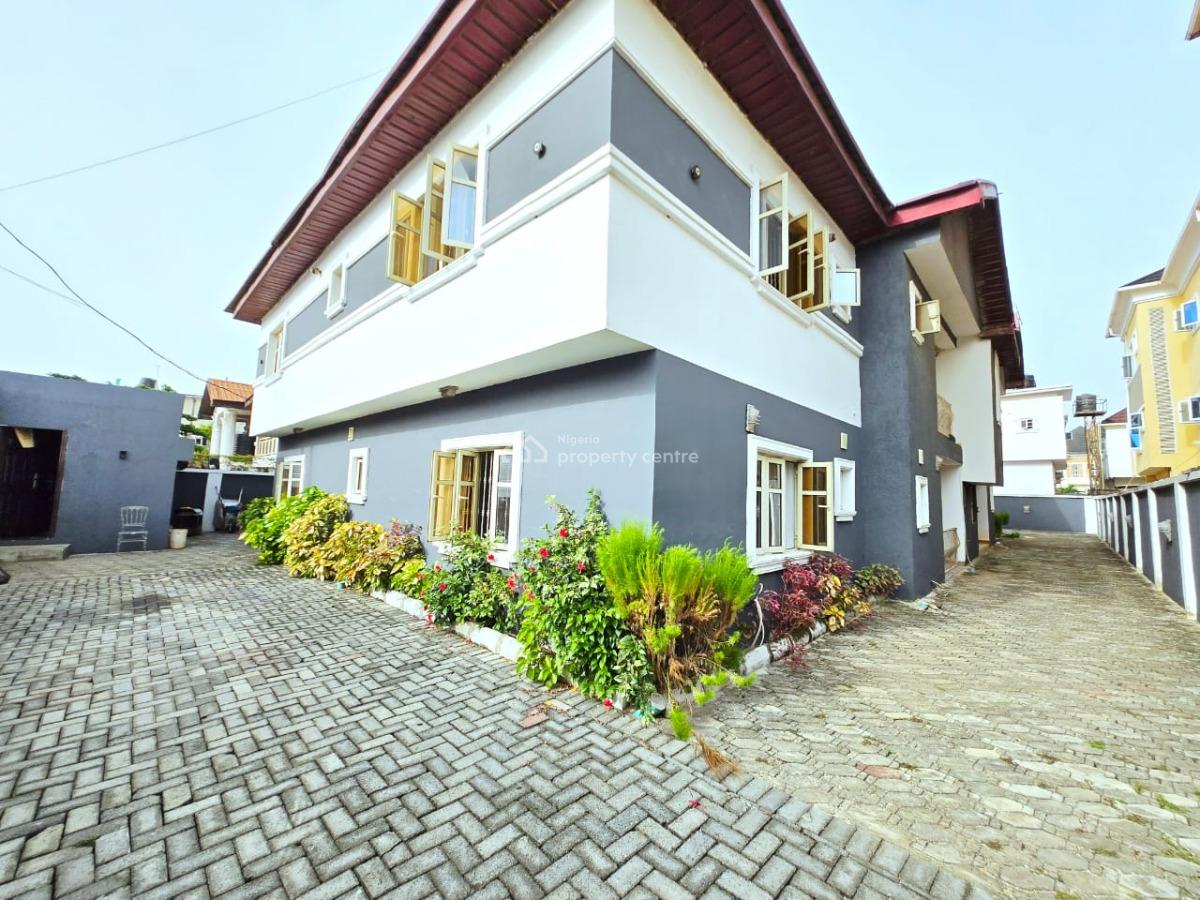 Newly Renovated 3-bedroom Apartment, Chevron, Lekki, Lagos, Flat / Apartment for Rent