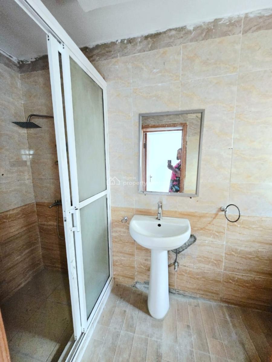Newly Renovated 3-bedroom Apartment, Chevron, Lekki, Lagos, Flat / Apartment for Rent