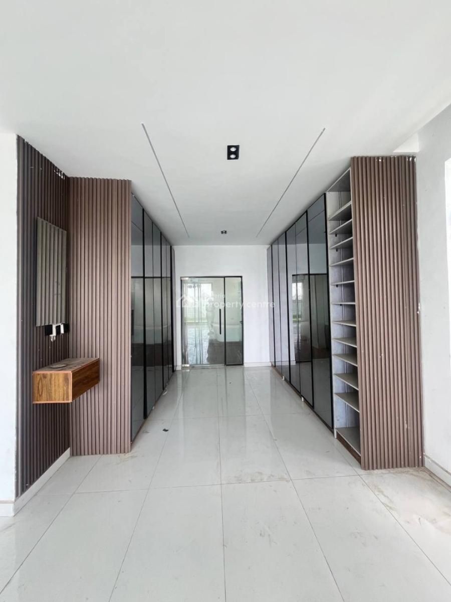 5 Bedroom Detached House with Bq, Ikota, Lekki, Lagos, Detached Duplex for Sale