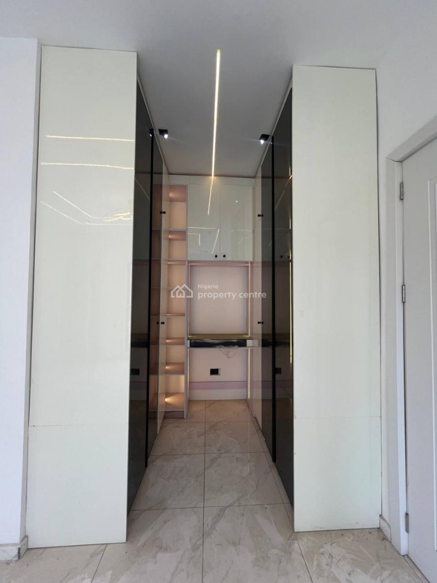 5 Bedroom Detached House with Bq, Ikota, Lekki, Lagos, Detached Duplex for Sale