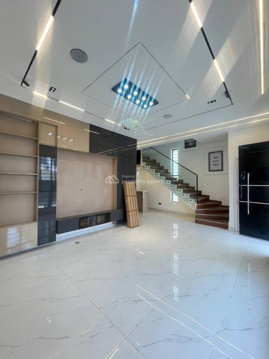 5 Bedroom Detached House with Bq, Ikota, Lekki, Lagos, Detached Duplex for Sale