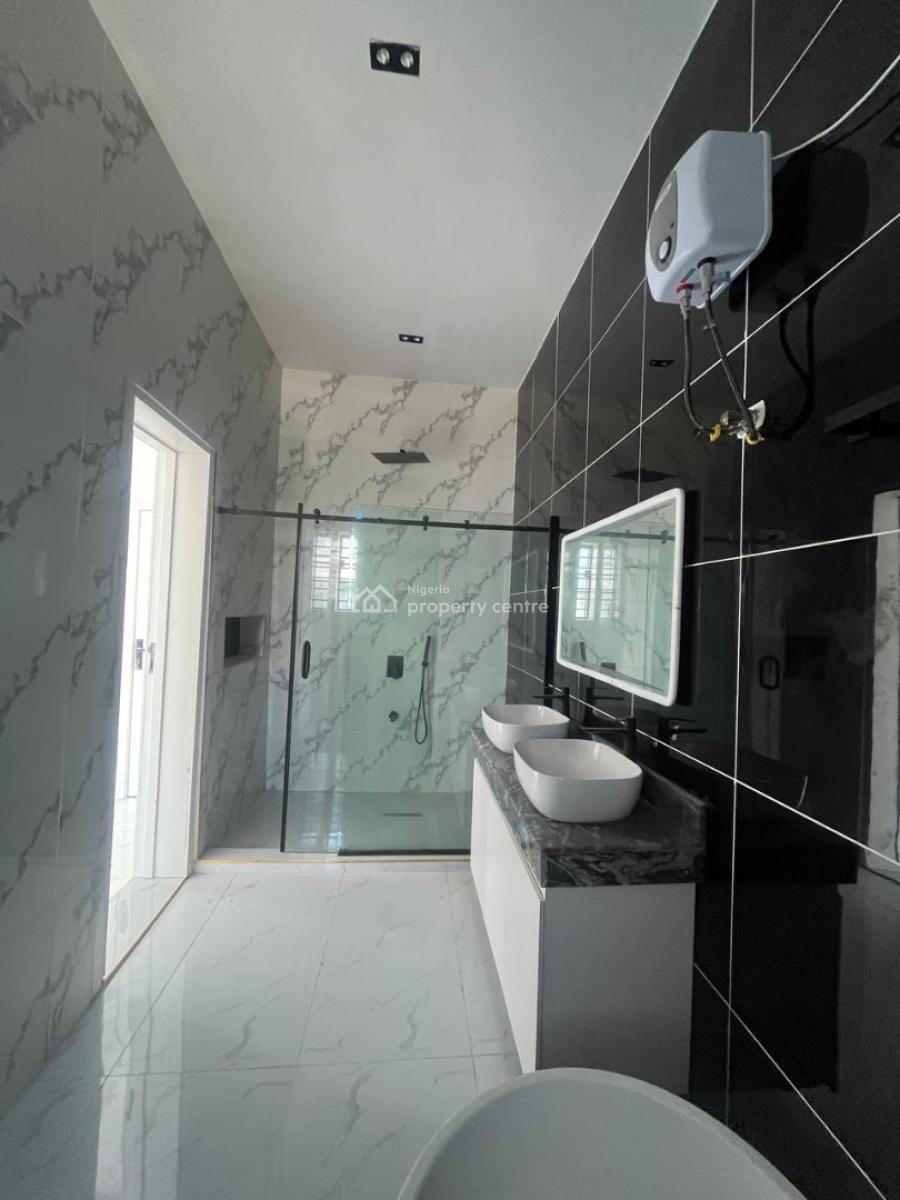 4 Bedroom Detached House with Bq, Ikota, Lekki, Lagos, Detached Duplex for Sale