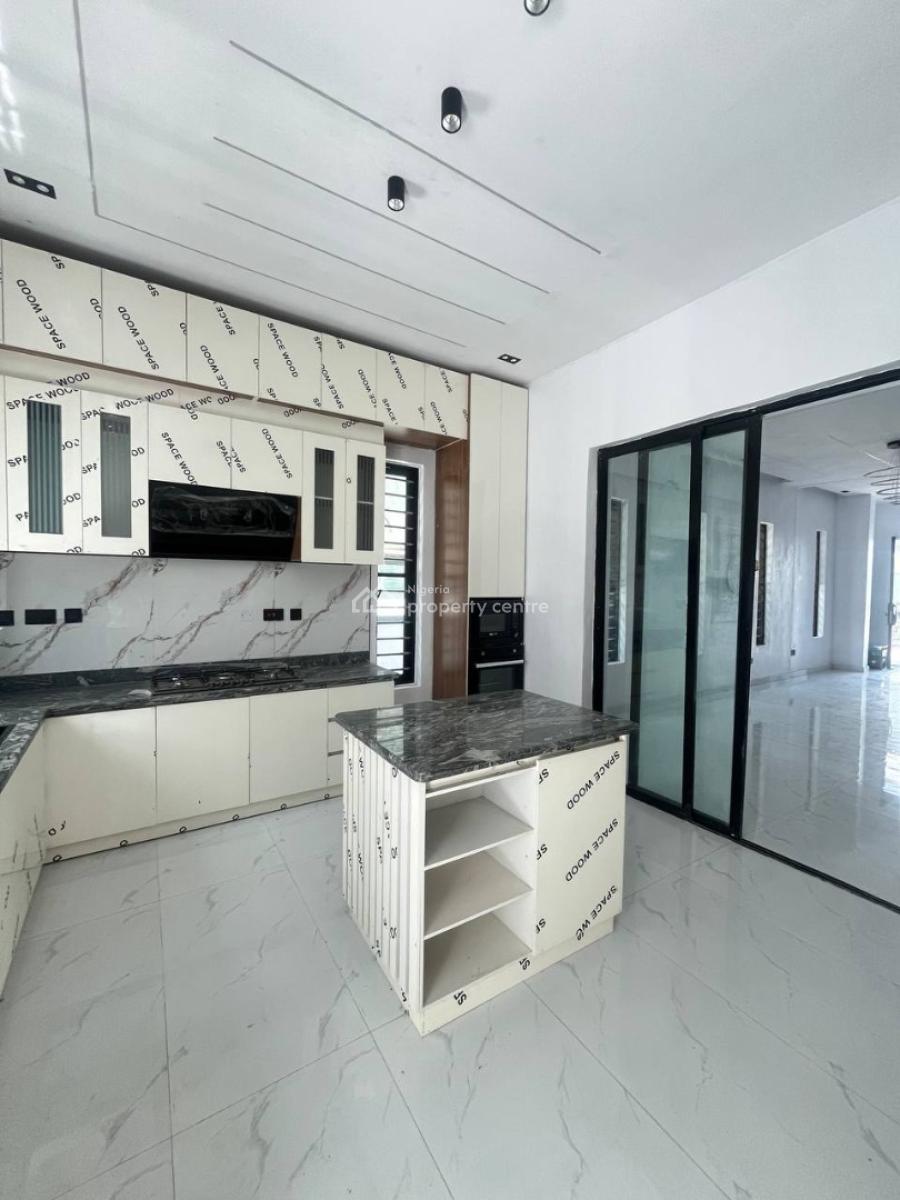 4 Bedroom Detached House with Bq, Ikota, Lekki, Lagos, Detached Duplex for Sale