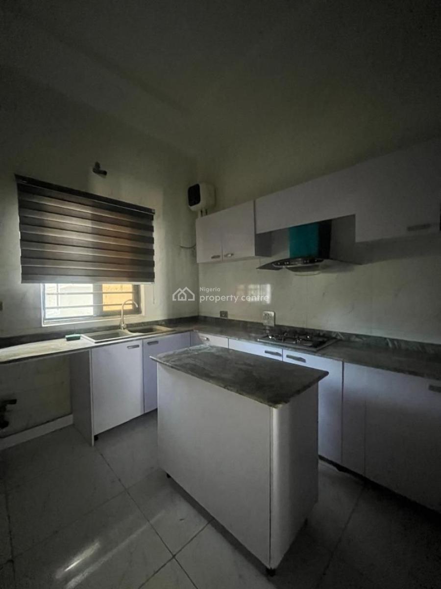 4 Bedroom Terrace with Bq, Ikota, Lekki, Lagos, Terraced Duplex for Sale