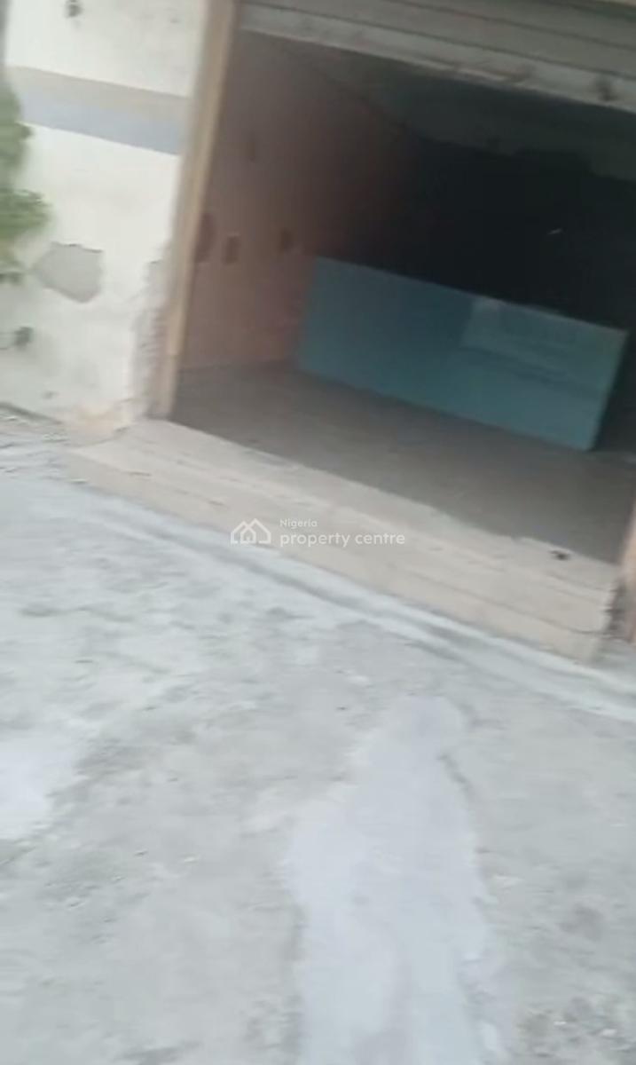 Shop on Ground Floor, Surulere, Lagos, Shop for Rent