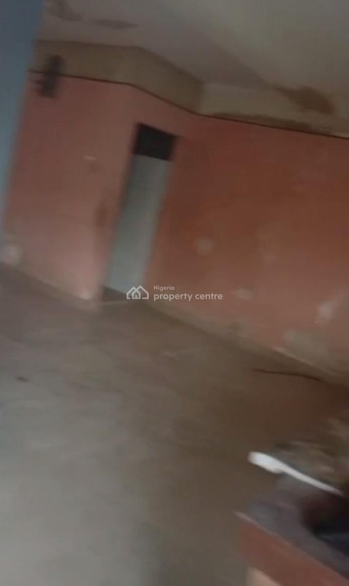 Shop on Ground Floor, Surulere, Lagos, Shop for Rent