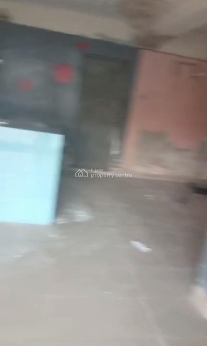 Shop on Ground Floor, Surulere, Lagos, Shop for Rent