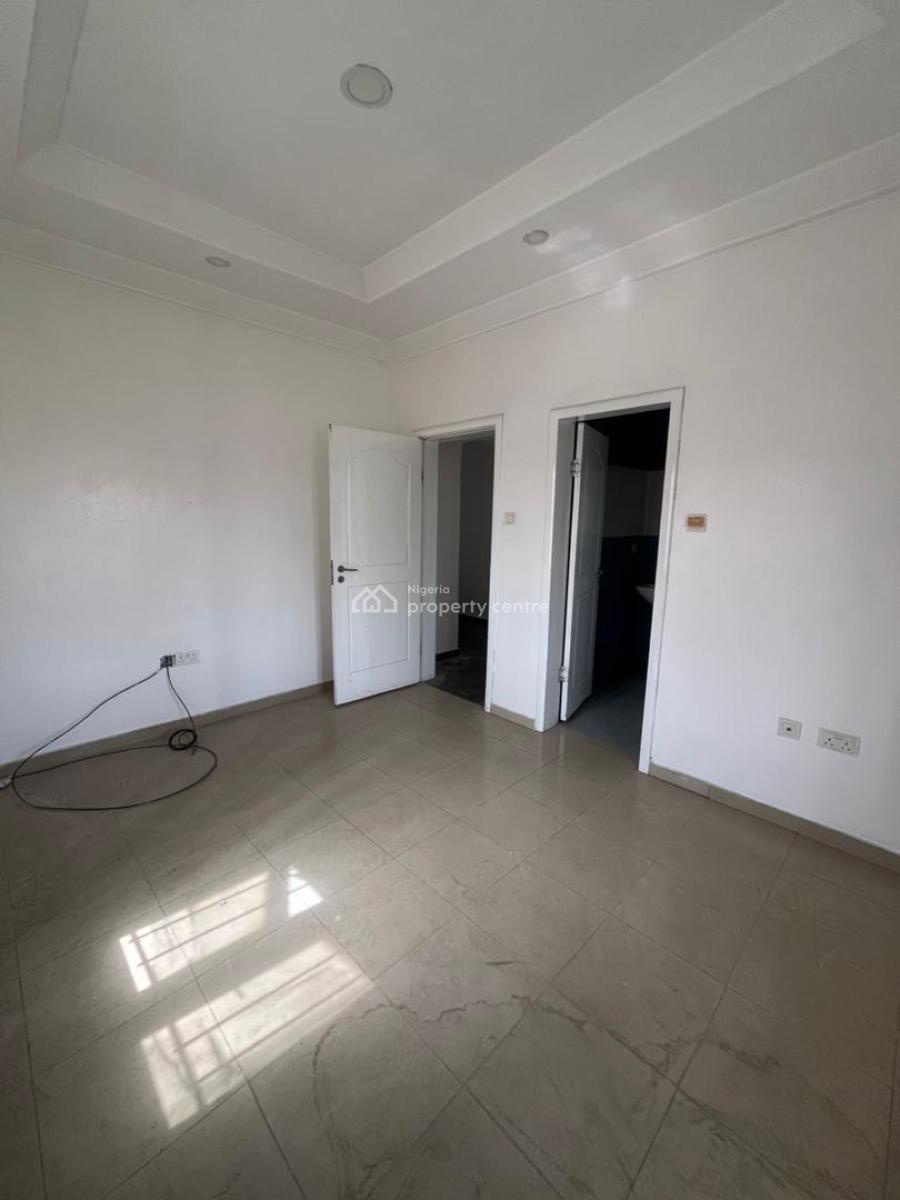 Exquisite 2 Bedroom Apartment, Lekki Phase 1, Lekki, Lagos, Commercial Property for Rent