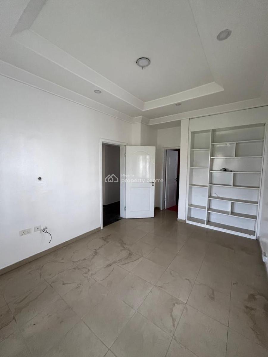 Exquisite 2 Bedroom Apartment, Lekki Phase 1, Lekki, Lagos, Commercial Property for Rent