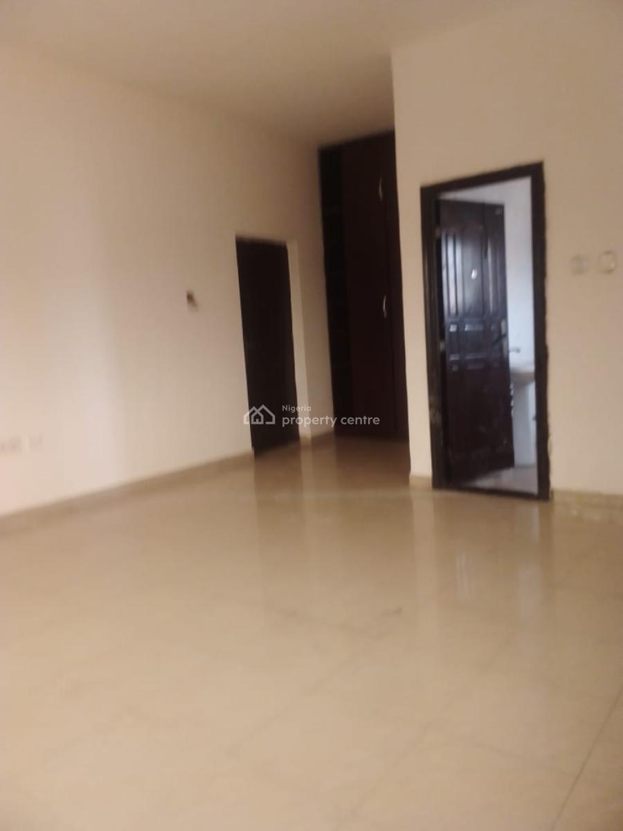 Luxury Miniflat Properly Brushed Up and Well Spacious, Nice Estate, Osapa, Lekki, Lagos, Mini Flat (room and Parlour) for Rent