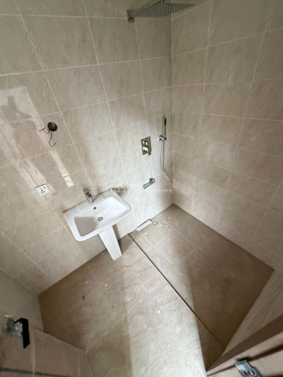 Pristine 3bedroom Apartment with Bq, Life Camp, Abuja, Block of Flats for Sale