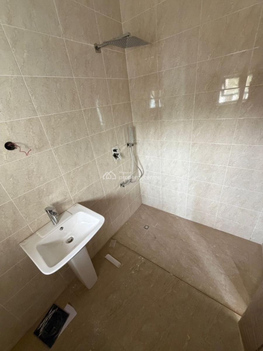 Pristine 3bedroom Apartment with Bq, Life Camp, Abuja, Block of Flats for Sale