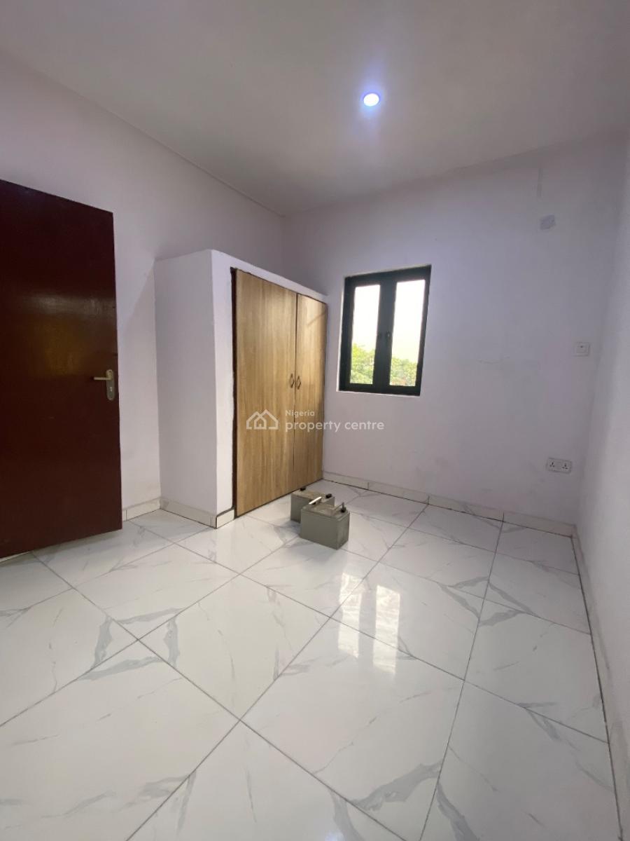 a Well Finished 3 Bedroom Flat, Falowo Busstop, Oke Afa, Isolo, Lagos, Flat / Apartment for Sale