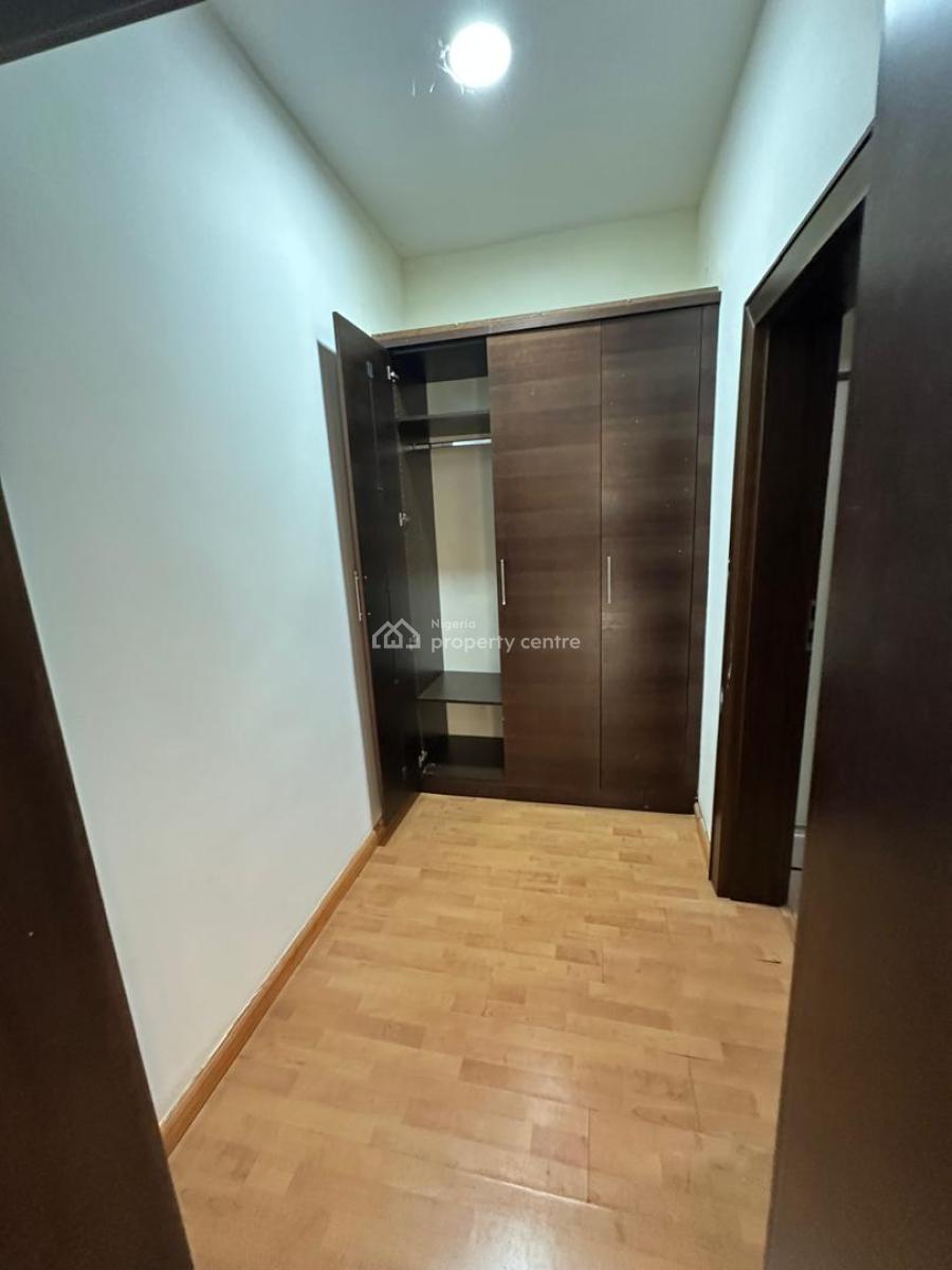 Luxurious 4 Bedroom Massive Detached Duplex,bq, Serene Neighborhood, Maitama Extenion. Inside a Gated Community, Maitama District, Abuja, Detached Duplex for Sale