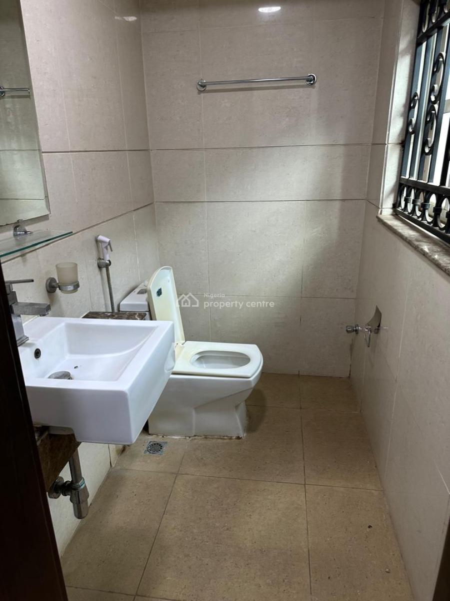 Luxurious 4 Bedroom Massive Detached Duplex,bq, Serene Neighborhood, Maitama Extenion. Inside a Gated Community, Maitama District, Abuja, Detached Duplex for Sale