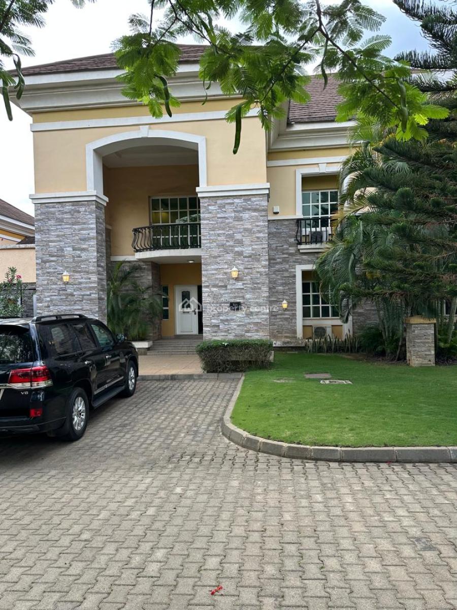 Luxurious 4 Bedroom Massive Detached Duplex,bq, Serene Neighborhood, Maitama Extenion. Inside a Gated Community, Maitama District, Abuja, Detached Duplex for Sale