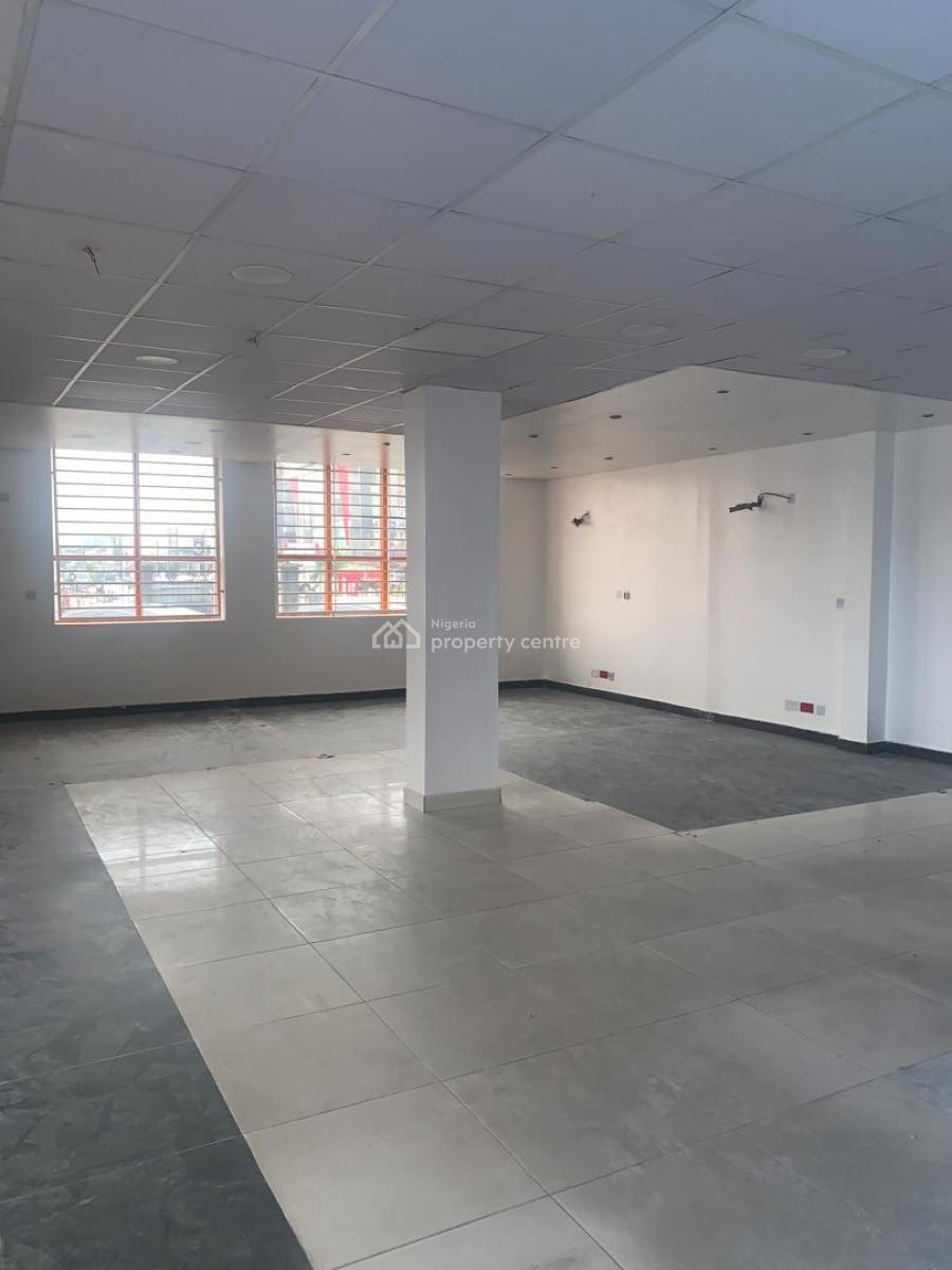 Office Space Measuring 320 Sqm, Maruwa Bus-stop, Lekki, Lagos, Office Space for Rent