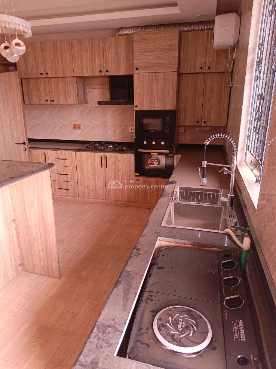 Brand New Exotic Semi Furnished 3 Bedrooms Flat with Bq ( First Floor), By Gilmor, Jahi, Abuja, Flat / Apartment for Rent