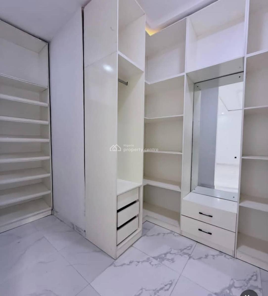 Spacious 4 Bedrooms Terraced Duplex with Fitted Kitchen, Mobil Road, Ilaje, Ajah, Lagos, Terraced Duplex for Rent