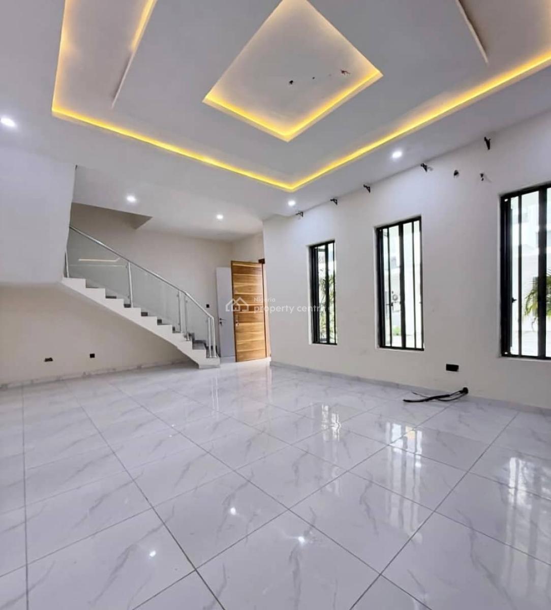 Spacious 4 Bedrooms Terraced Duplex with Fitted Kitchen, Mobil Road, Ilaje, Ajah, Lagos, Terraced Duplex for Rent