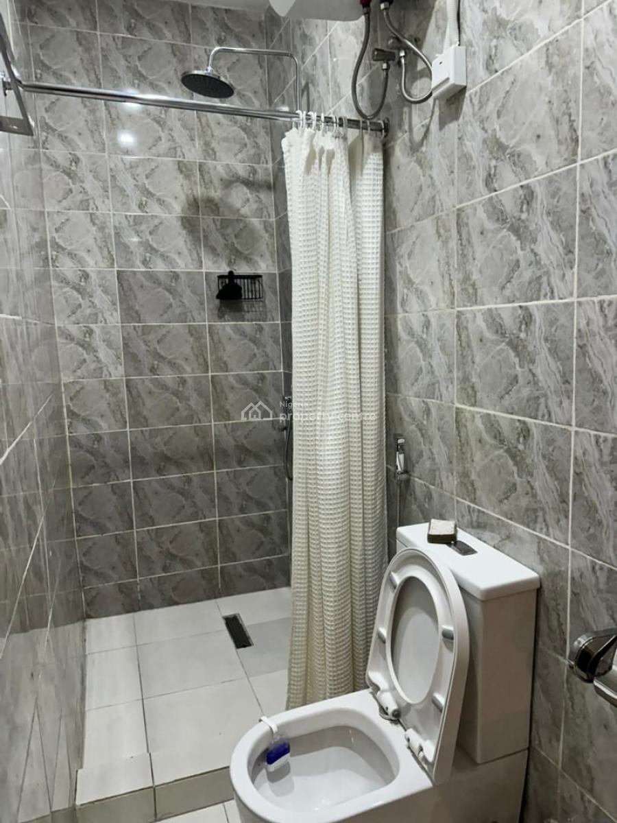 Luxurious 1 Bedroom Serviced & Furnished Apartment, Inverter,,wi-fi, Serene and Well Secured Neighborhood, Katampe Extension, Katampe, Abuja, Flat / Apartment for Rent