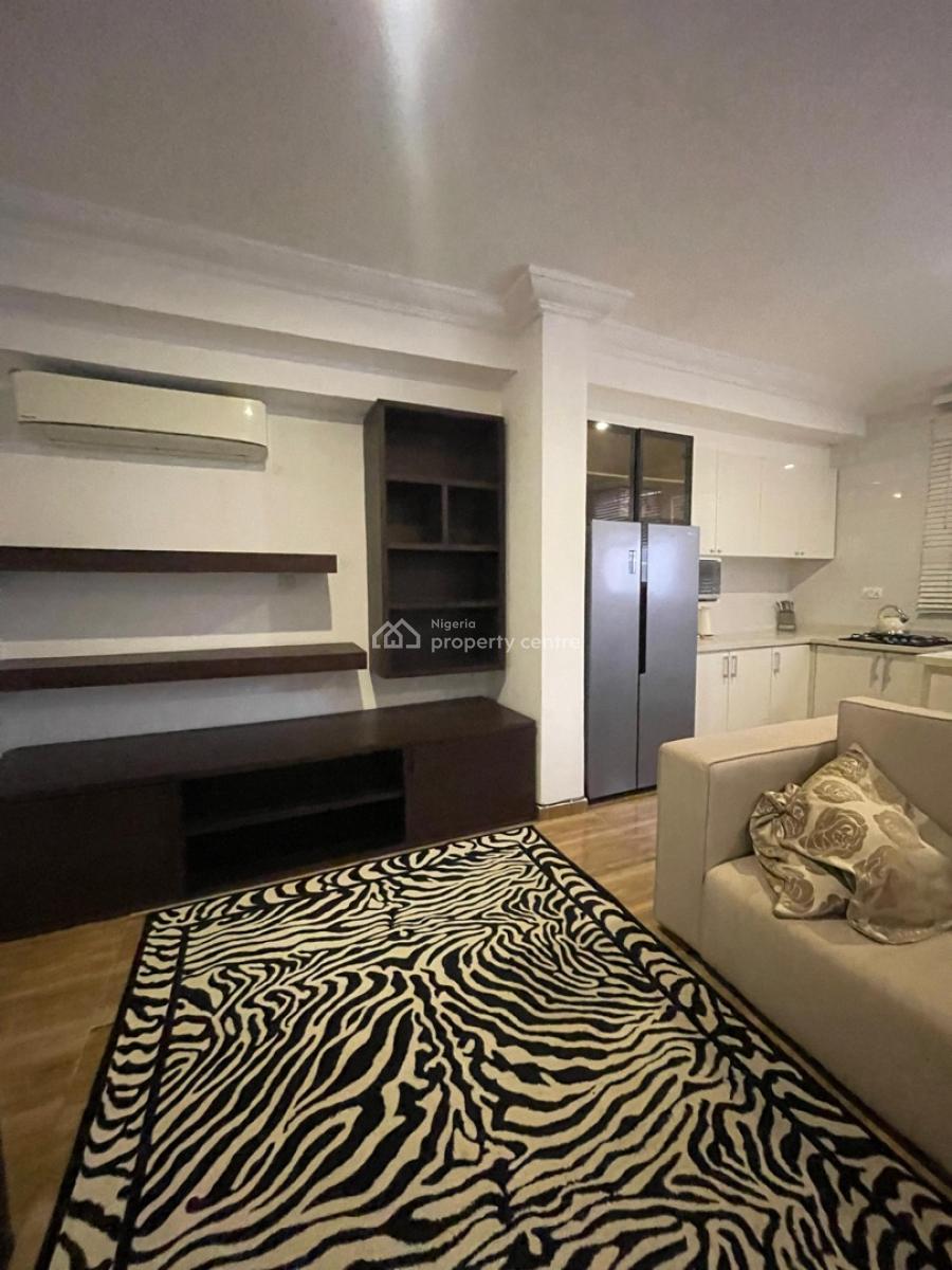 Luxurious 1 Bedroom Serviced & Furnished Apartment, Inverter,,wi-fi, Serene and Well Secured Neighborhood, Katampe Extension, Katampe, Abuja, Flat / Apartment for Rent