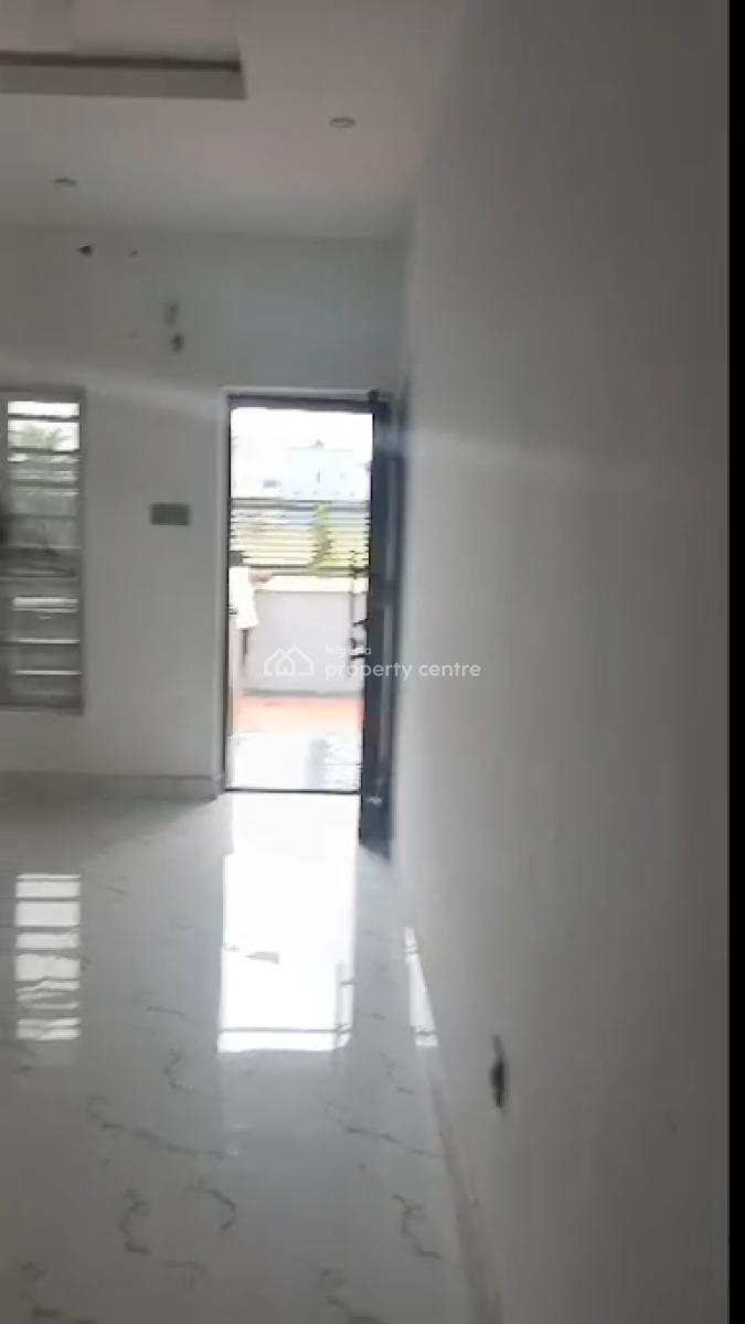 Well Maintained Mini Flat, Lakowe, Awoyaya, Ibeju Lekki, Lagos, Mini Flat (room and Parlour) for Rent