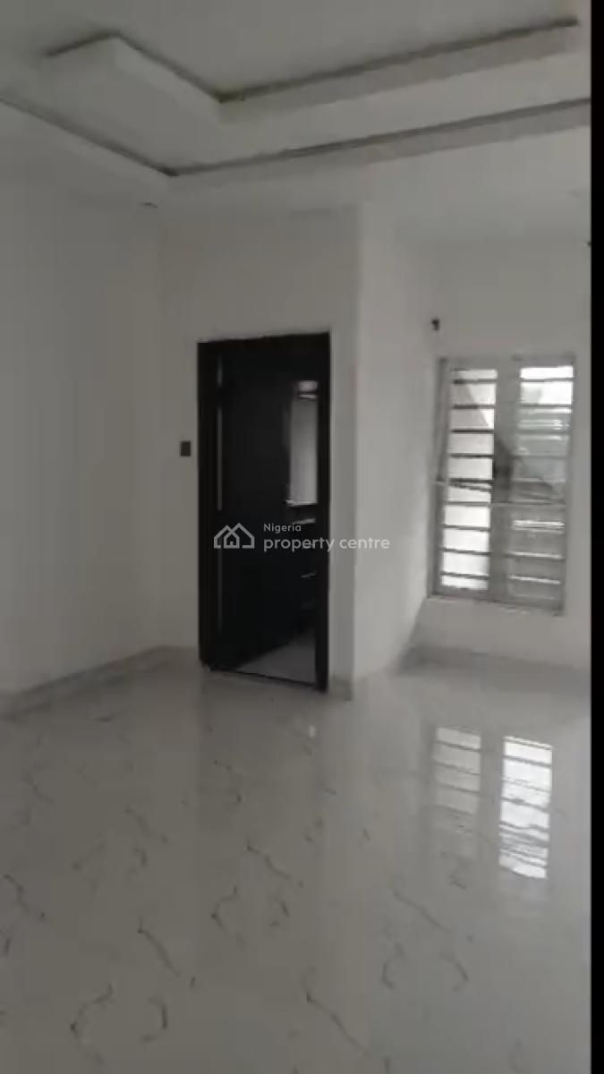 Well Maintained Mini Flat, Lakowe, Awoyaya, Ibeju Lekki, Lagos, Mini Flat (room and Parlour) for Rent