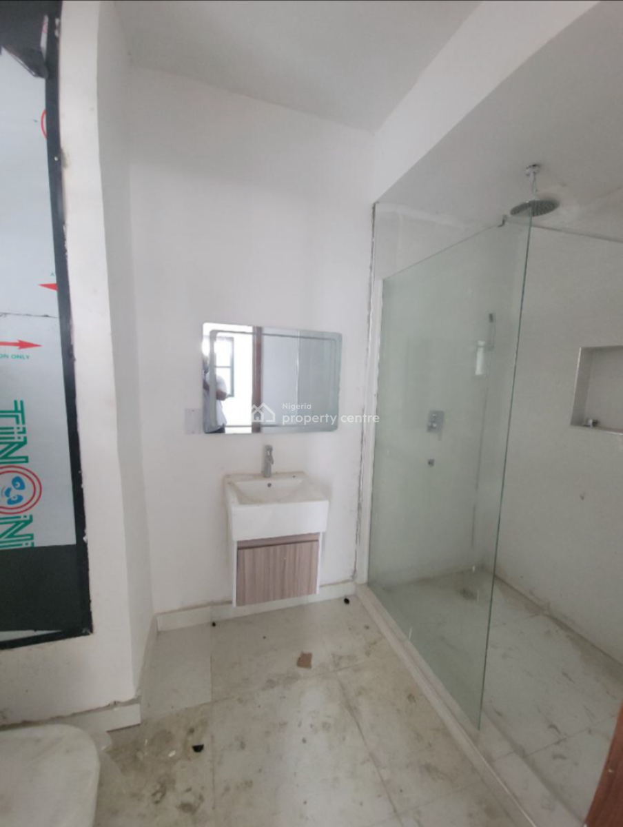 Roomy 3 Bedroom Loft (separate Bq), Off Freedom Way, Lekki Phase 1, Lekki, Lagos, House for Rent
