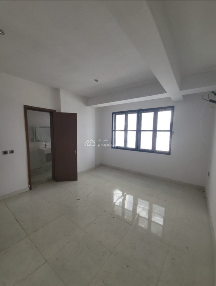 Roomy 3 Bedroom Loft (separate Bq), Off Freedom Way, Lekki Phase 1, Lekki, Lagos, House for Rent