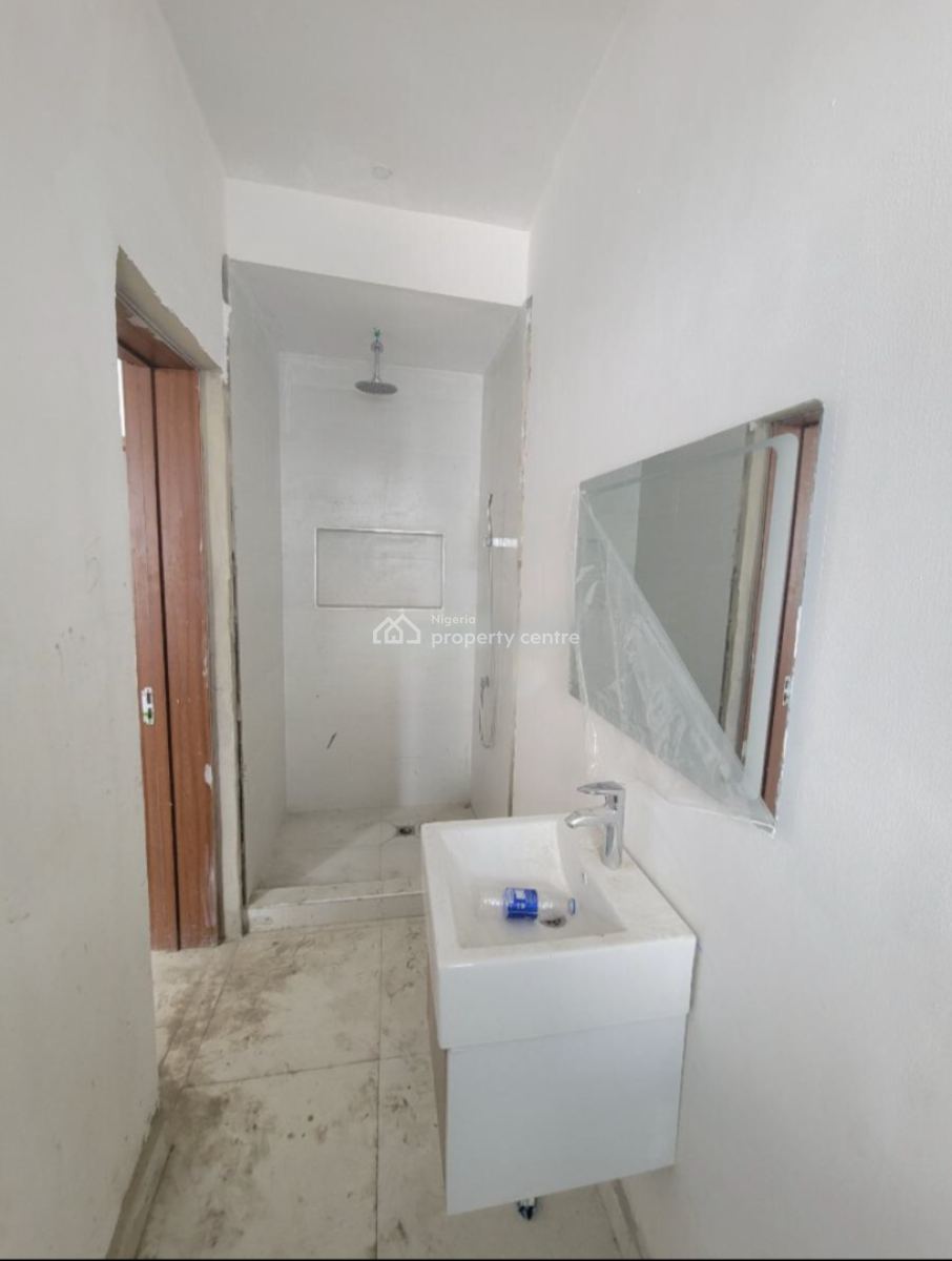 Roomy 3 Bedroom Loft (separate Bq), Off Freedom Way, Lekki Phase 1, Lekki, Lagos, House for Rent