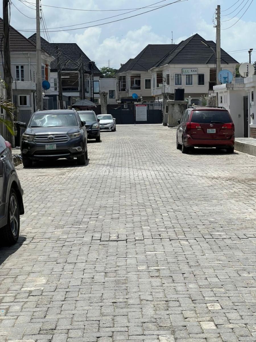 Big Studio Flat Apartment Downstairs with a Private Open Plan Kitchen, Chevron Alternative, Lekki Phase 1, Lekki, Lagos, Self Contain (single Rooms) for Rent