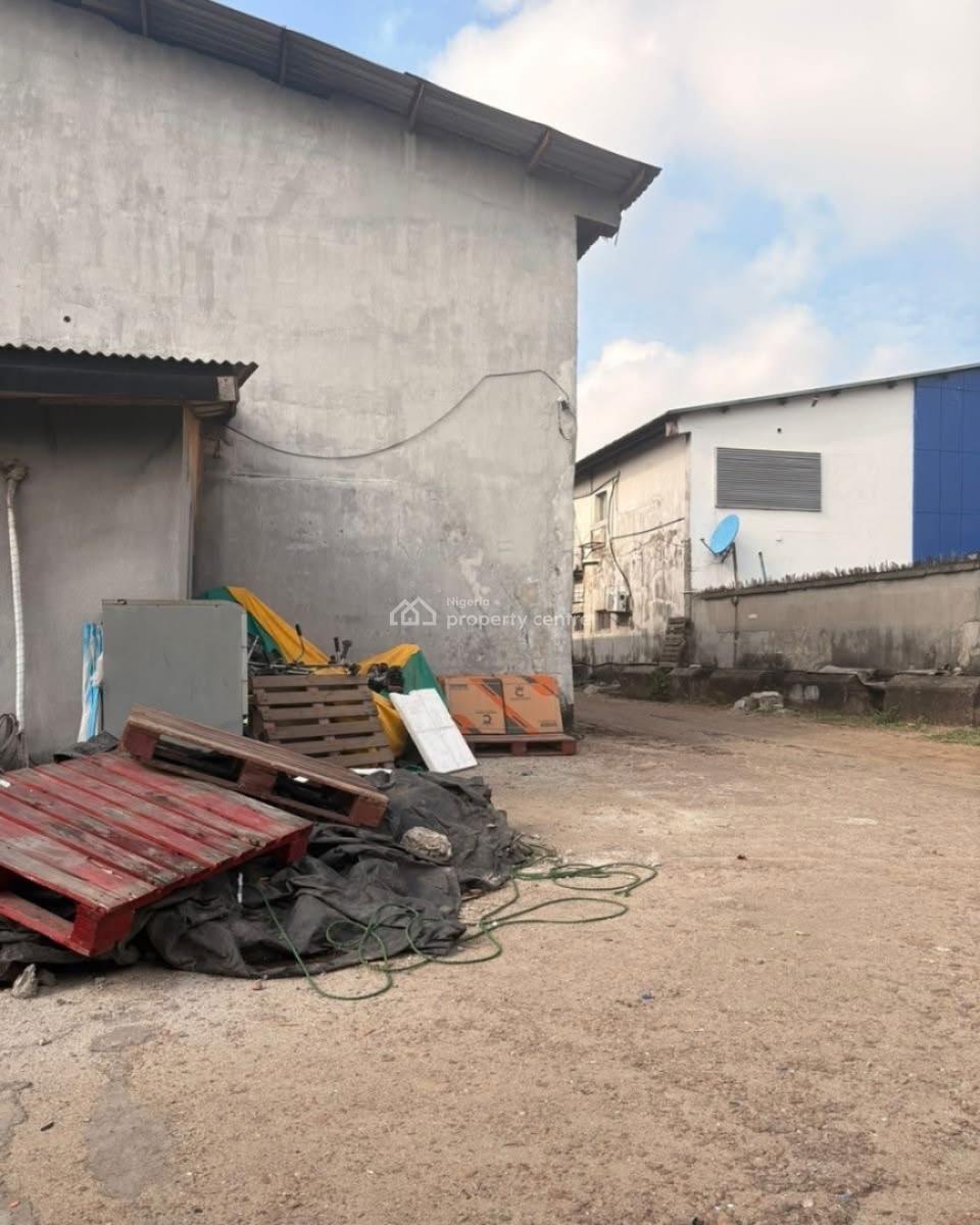 Prime Industrial Property  Iganmu, Lagos  a Rare Opportuni, Iganmu, Lagos, Warehouse for Sale