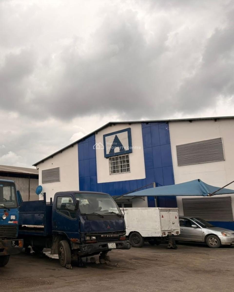 Prime Industrial Property  Iganmu, Lagos  a Rare Opportuni, Iganmu, Lagos, Warehouse for Sale