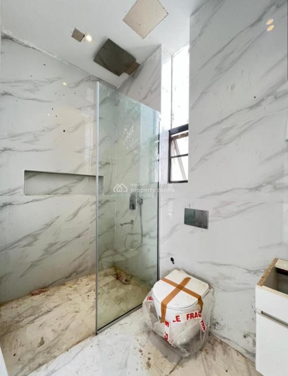 Elegantly Designed Two (2-bedroom Apartment, Lekki Phase 1, Lekki, Lagos, Flat / Apartment for Sale