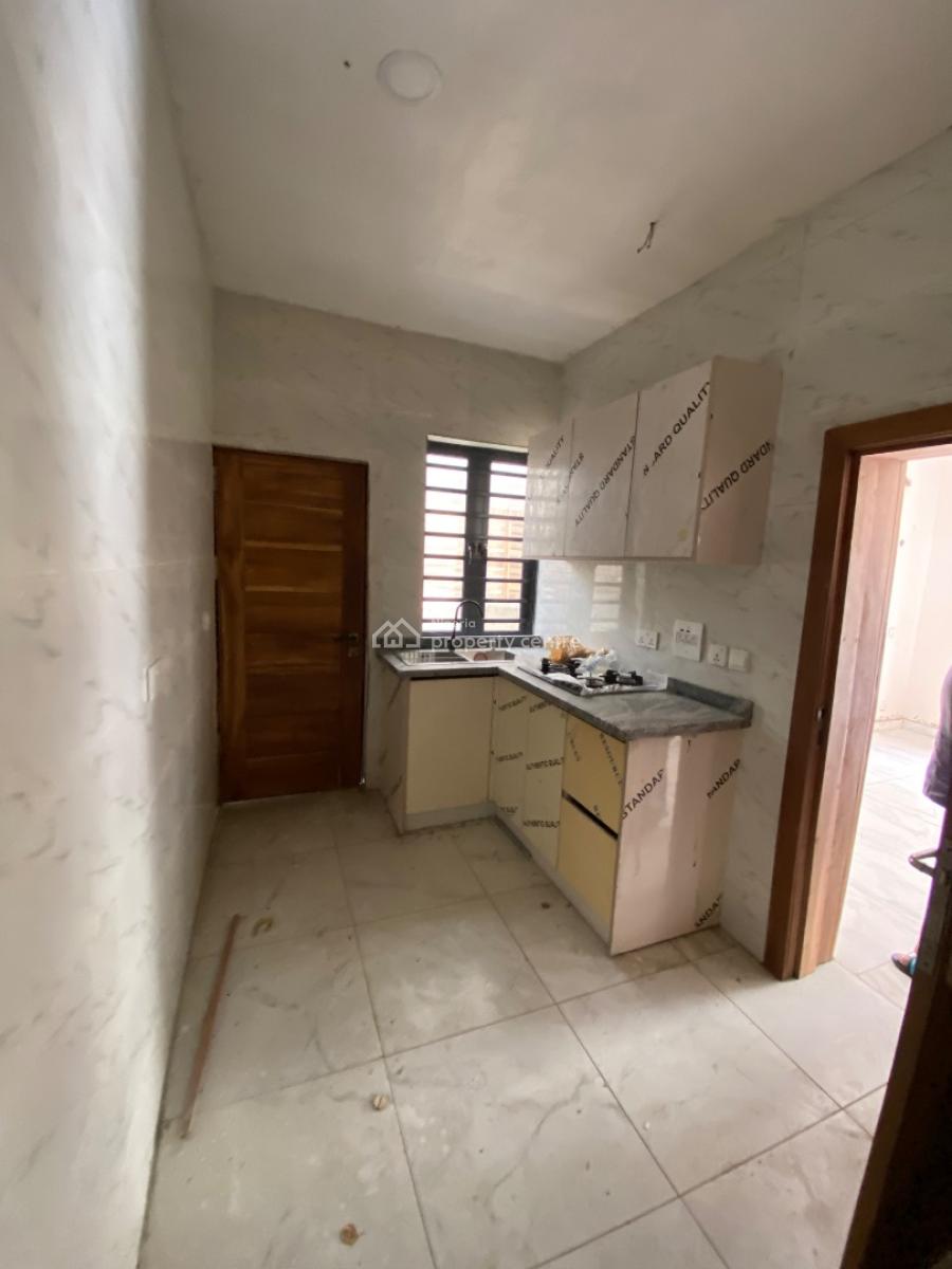 4bedroom Duplex Comes with 2bedroom Duplex Plus Bq, Ocean Bar Estate Orchid Road Chevron Toll Gate, Lekki, Lagos, Detached Duplex for Sale