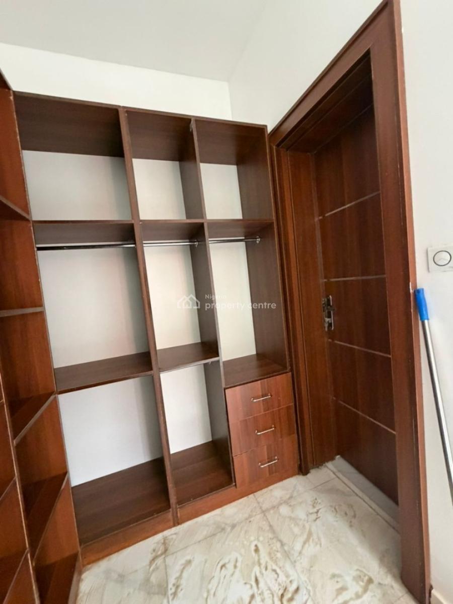 Newly Built Spacious 2 Bedroom Apartment, Mabushi, Abuja, Flat / Apartment for Rent