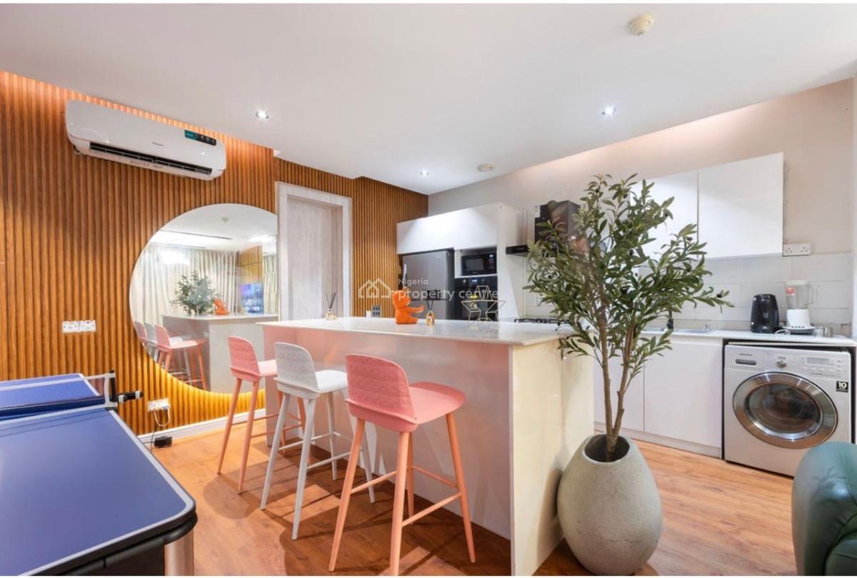 Luxury 2bedroom Maisonette, Admiralty Way, Lekki Phase 1, Lekki, Lagos, Terraced Bungalow Short Let