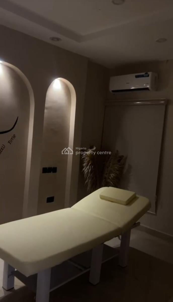 Luxury Fully Furnished &functional Spa/saloon in 5bedroom Duplex with, Jahi Gilmore Tarred Rd, Jahi, Abuja, Terraced Duplex for Rent