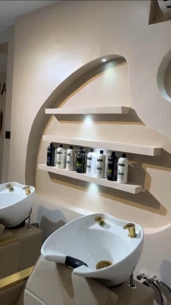 Luxury Fully Furnished &functional Spa/saloon in 5bedroom Duplex with, Jahi Gilmore Tarred Rd, Jahi, Abuja, Terraced Duplex for Rent
